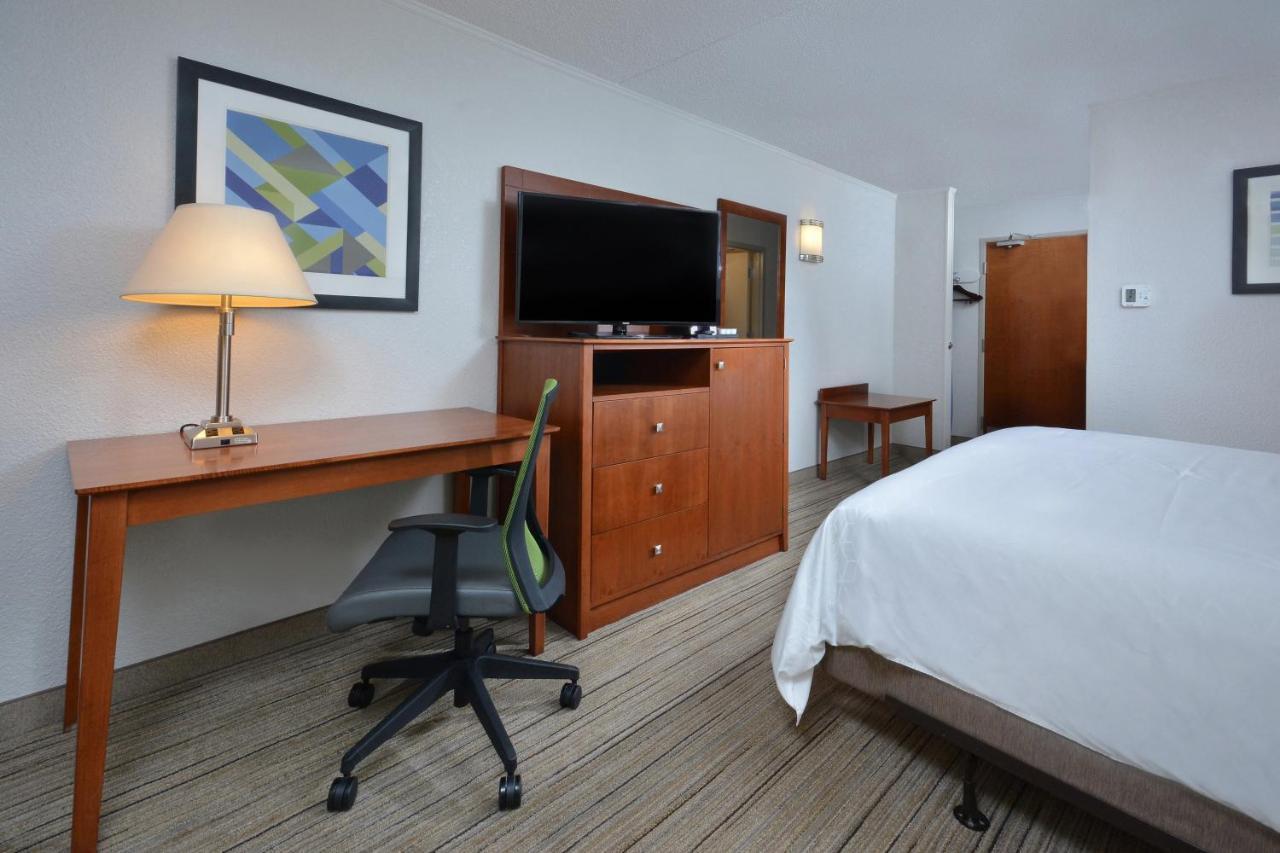 Holiday Inn Express Lynchburg By Ihg Экстерьер фото